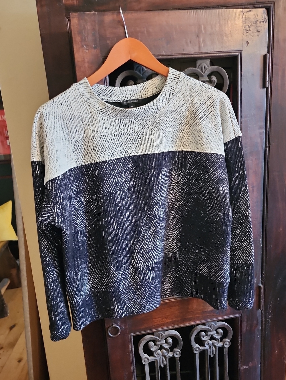 Banana Republic Boxy Two-Tone Crewneck Sweater - Black & Cream